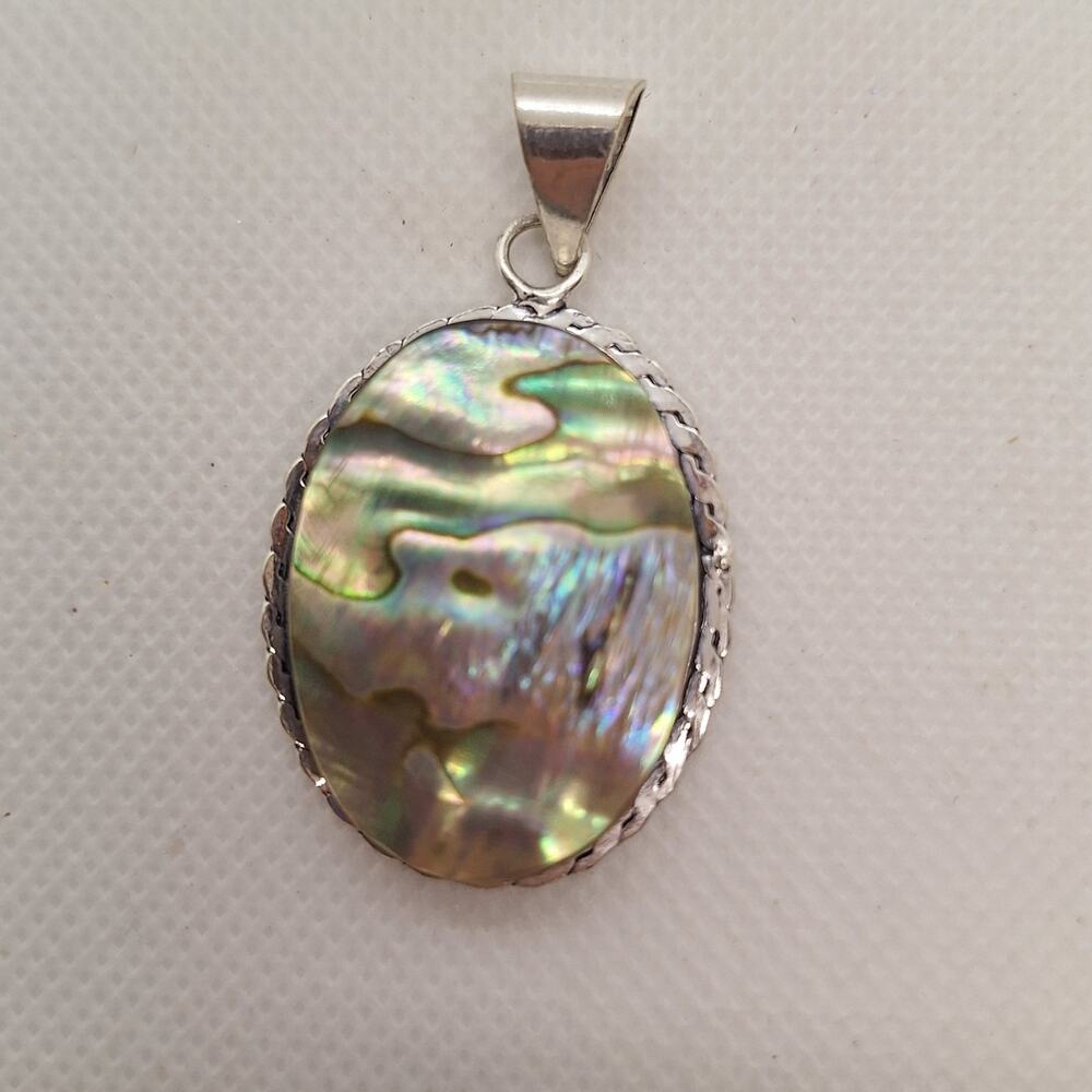 Abalone Oval Shape Pendant 925 Silver Plate